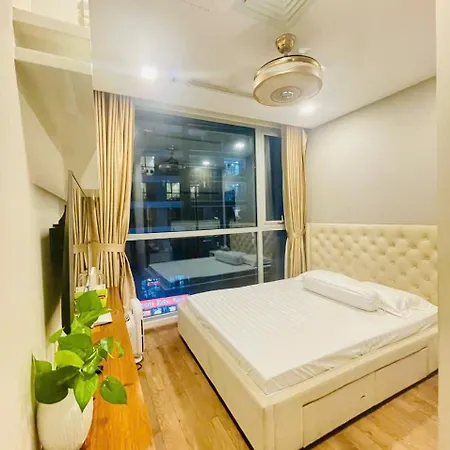 Hana Homestay- 1 Phong Ngu Trong Can Ho Chu Nha Dang O Tai Vinhome Central Park Tan Cang Binh Thanh Hcm- Sat Landmark 81 Ho Chi Minh City Exterior photo