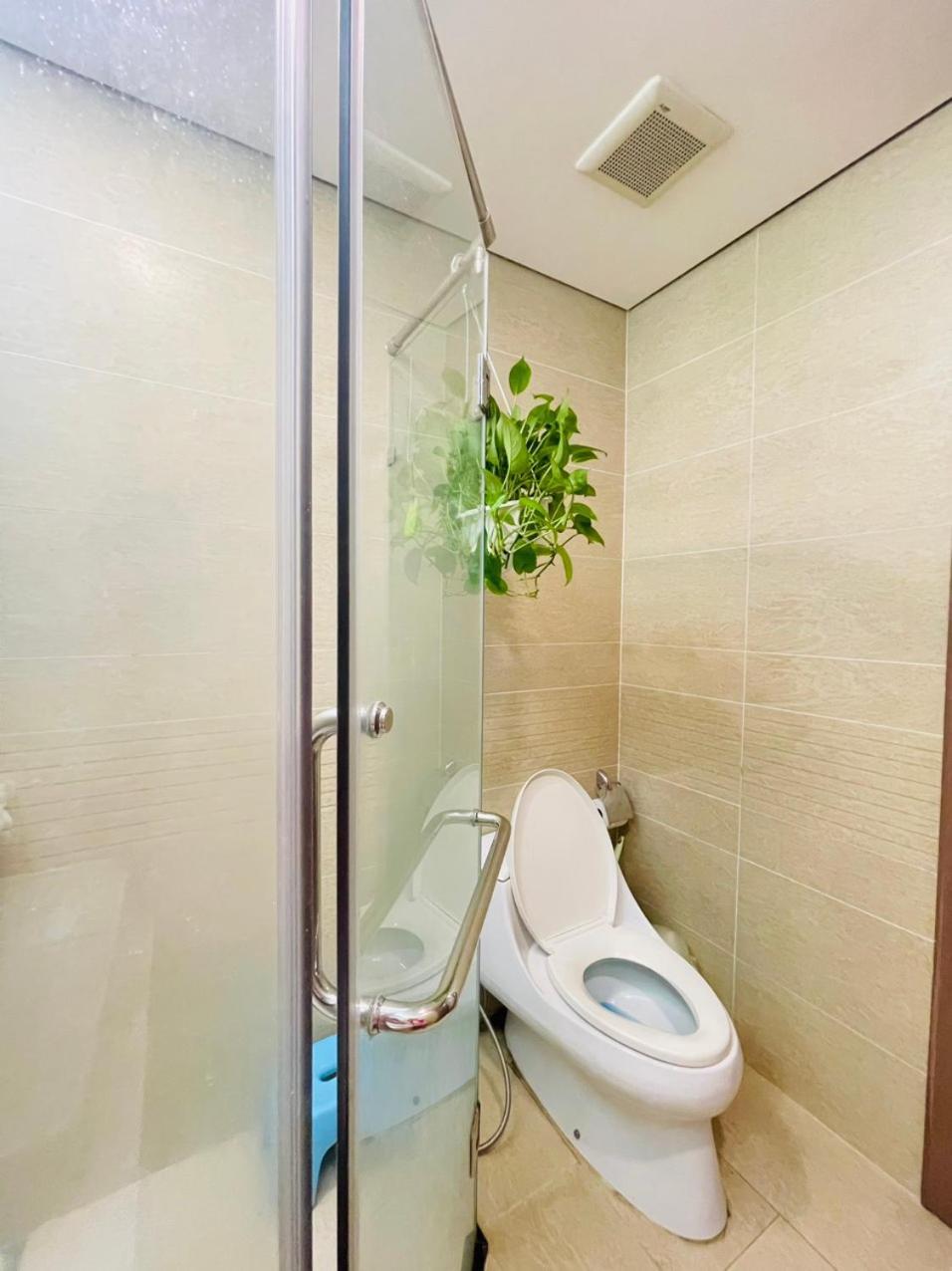 Hana Homestay- 1 Phong Ngu Trong Ho Chu Nha Dang O Tai Vinhome Park Tan Cang Binh Thanh Hcm- Sat Landmark 81