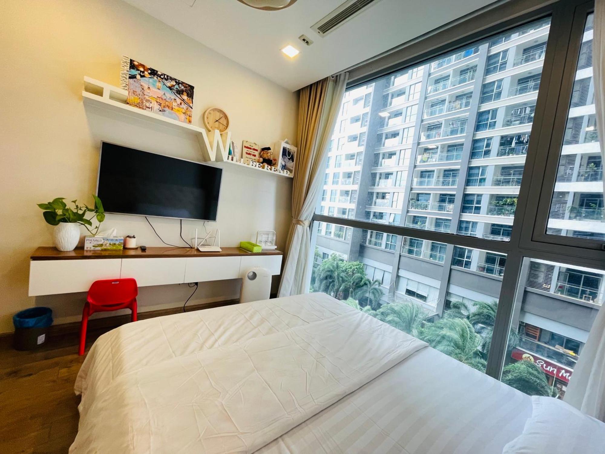Hana Homestay- 1 Phong Ngu Trong Ho Chu Nha Dang O Tai Vinhome Park Tan Cang Binh Thanh Hcm- Sat Landmark 81 Homestay